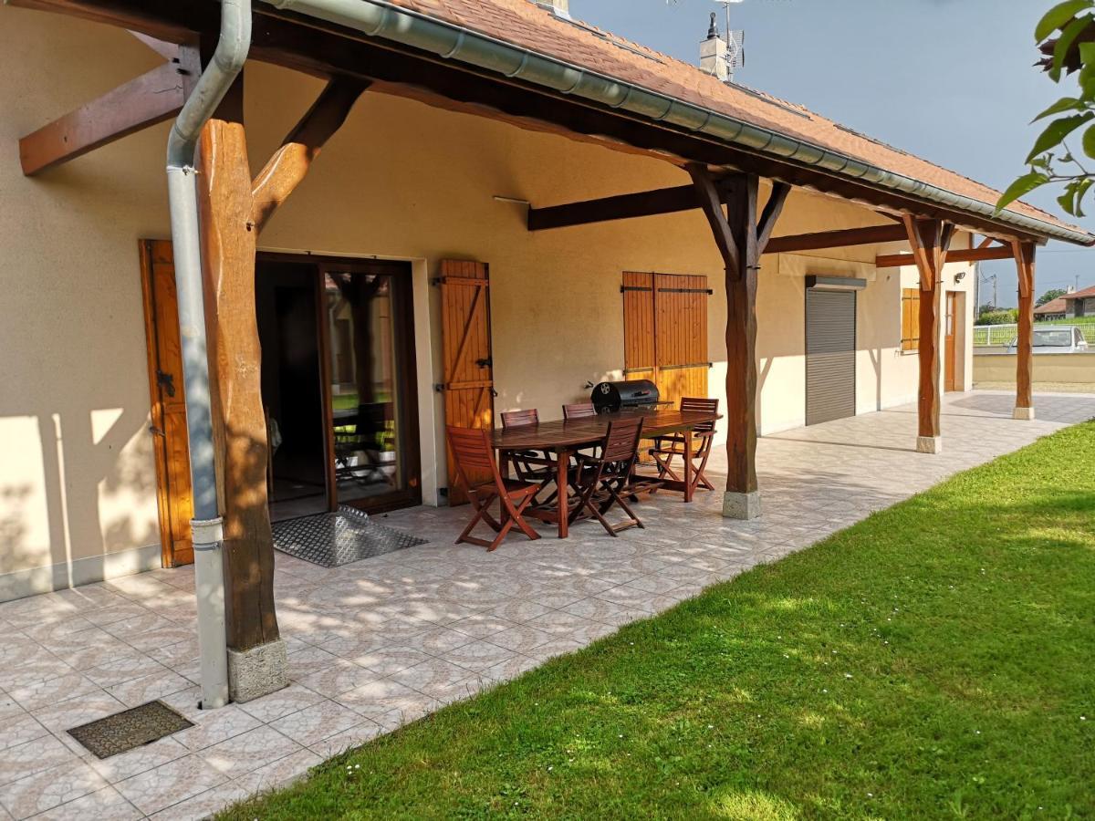 Le Logis Du Der Villa Giffaumont-Champaubert Exterior photo